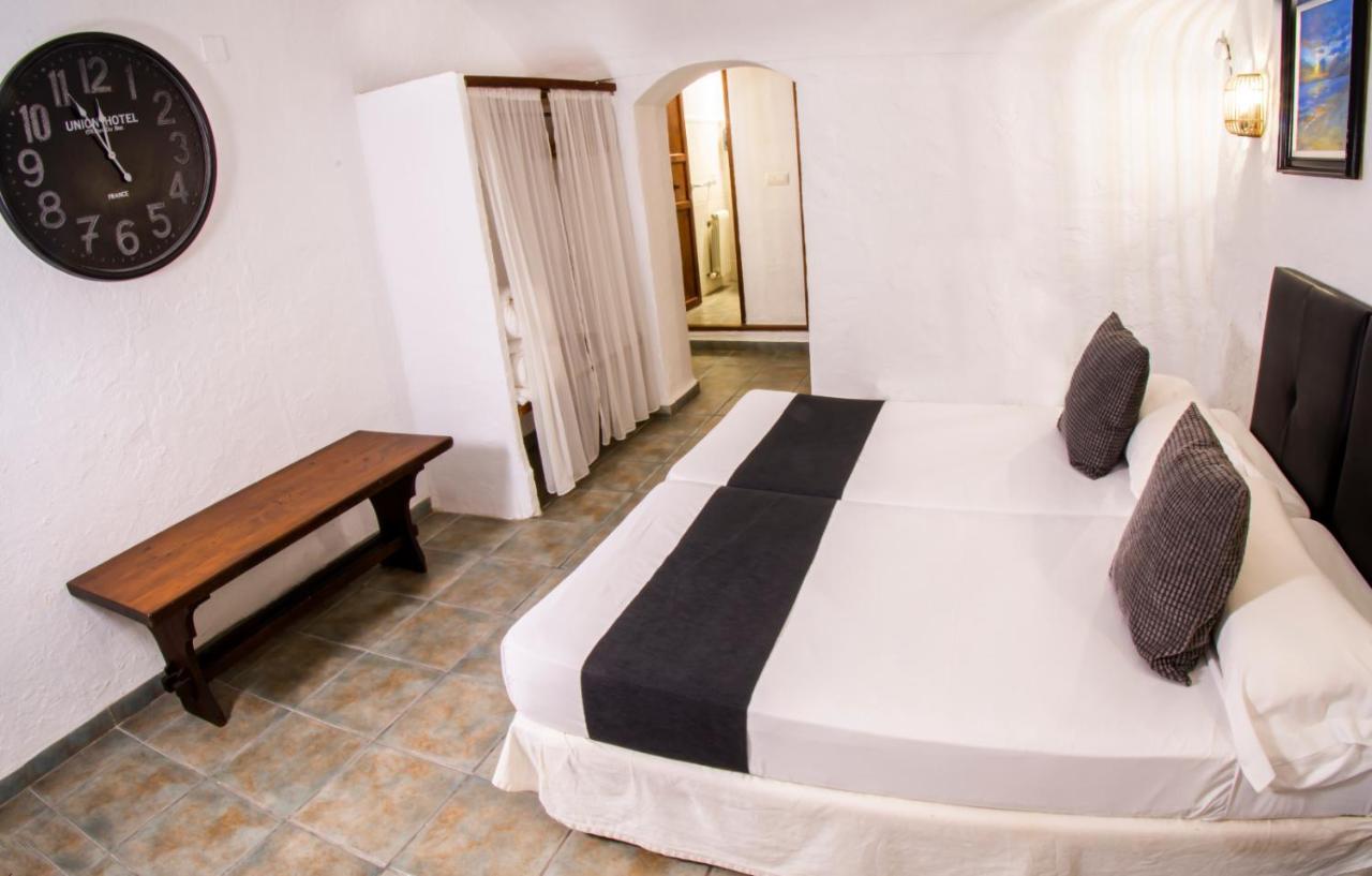 S'Hostal D'Esporles Exterior photo